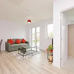 Stylish Abode In York-parking * 约克