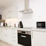 Stylish Abode In York-parking Appartement York