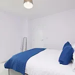 Stylish Abode In York-parking Appartement