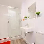 Appartement Stylish Abode In York-parking