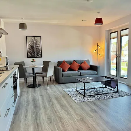 Stylish Abode In York-parking Apartament York