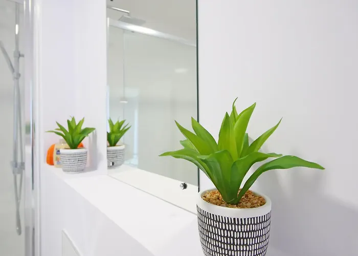 Stylish Abode In York-parking Apartament