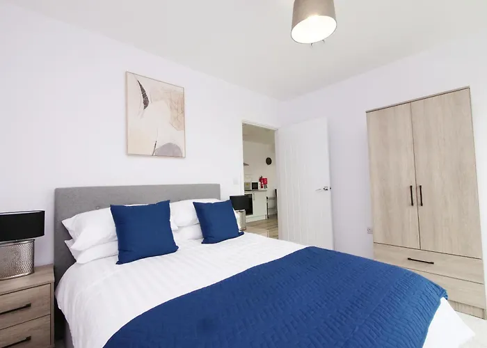 Apartament Stylish Abode In York-parking