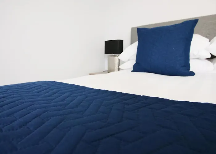 Stylish Abode In York-parking Apartament *